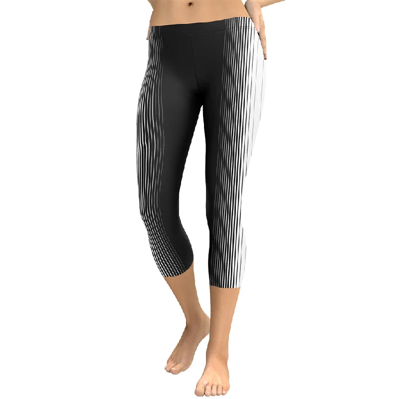 Optical Illusion Vertical Lines Capris