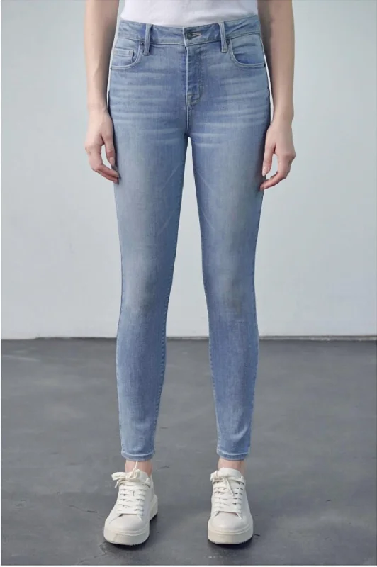 Courtney High Rise Skinny Jean In Light Wash