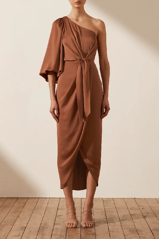 LUXE TIE FRONT ONE SHOULDER DRESS - MOCHA